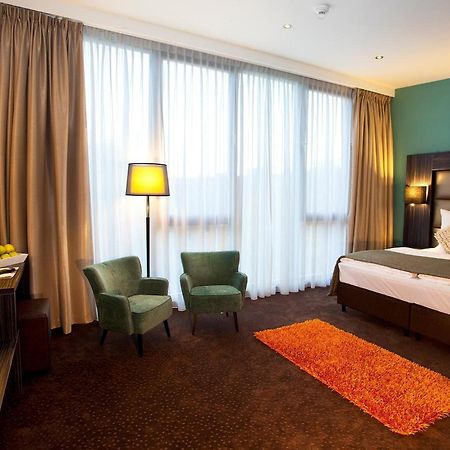 Centro Hotel Ayun Köln Ngoại thất bức ảnh