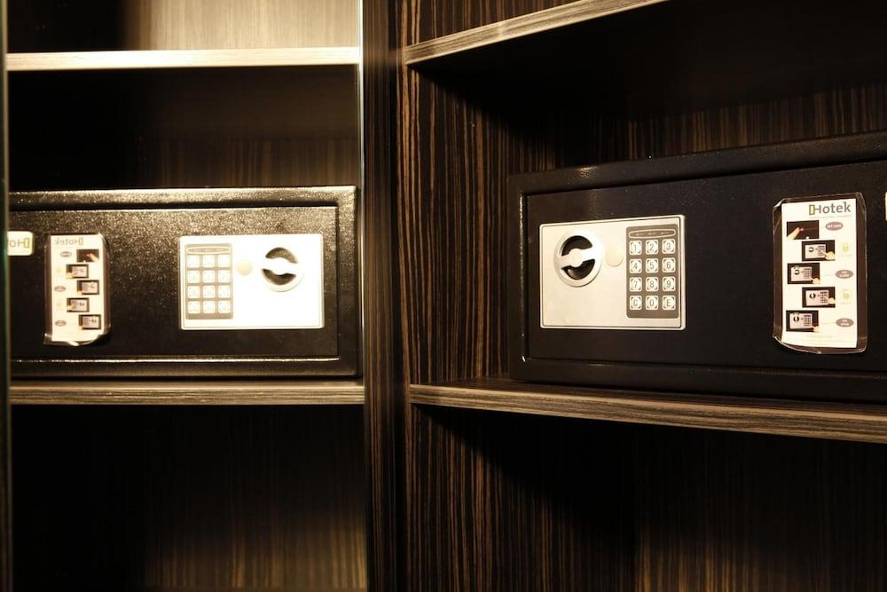 Centro Hotel Ayun Köln Ngoại thất bức ảnh