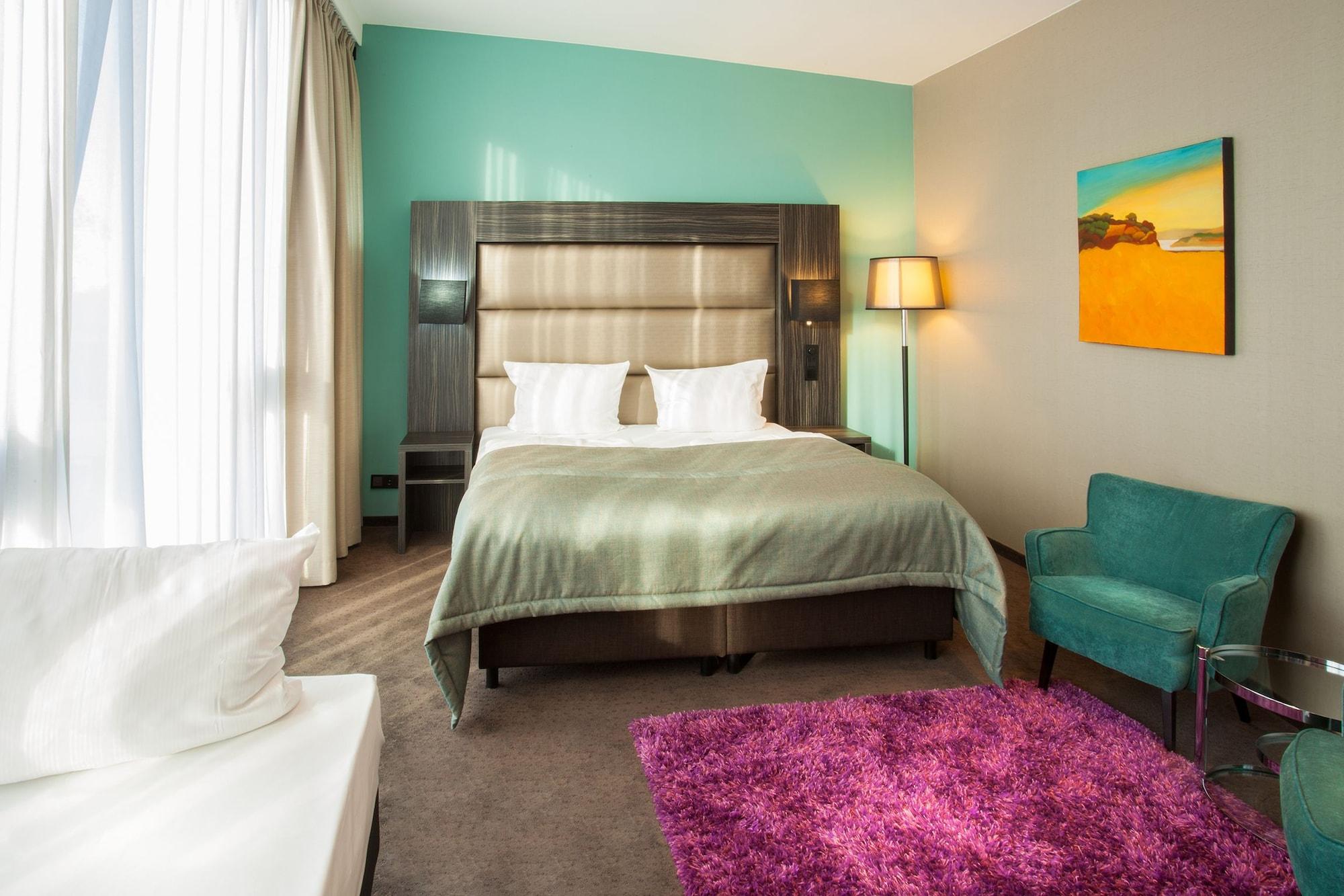 Centro Hotel Ayun Köln Ngoại thất bức ảnh