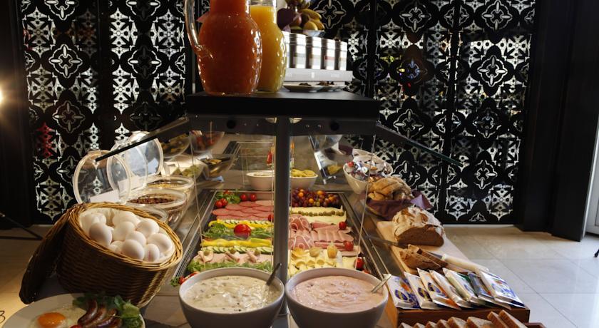 Centro Hotel Ayun Köln Ngoại thất bức ảnh