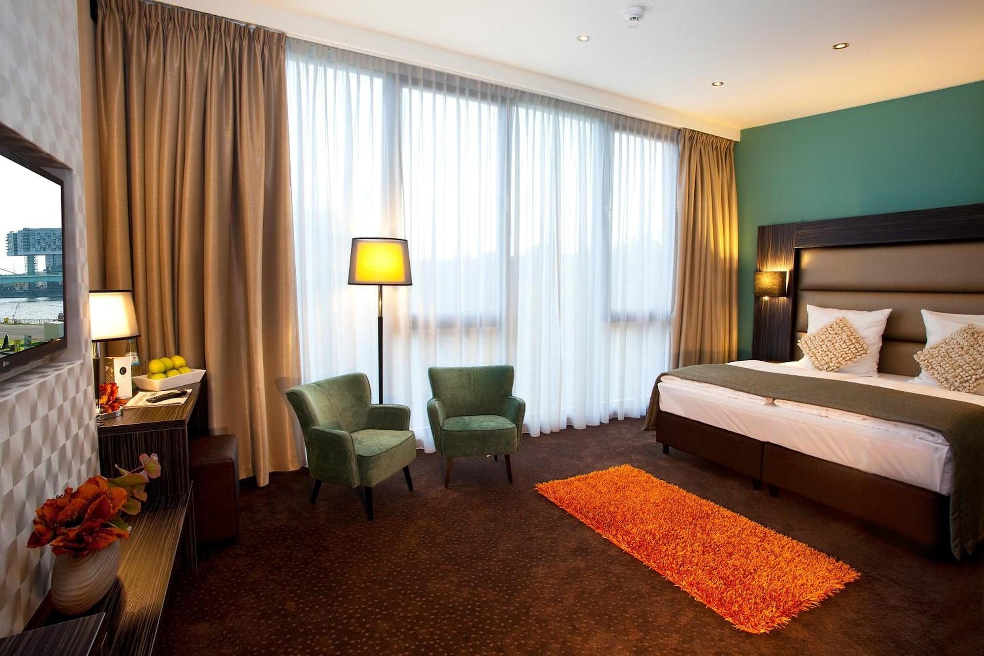 Centro Hotel Ayun Köln Ngoại thất bức ảnh