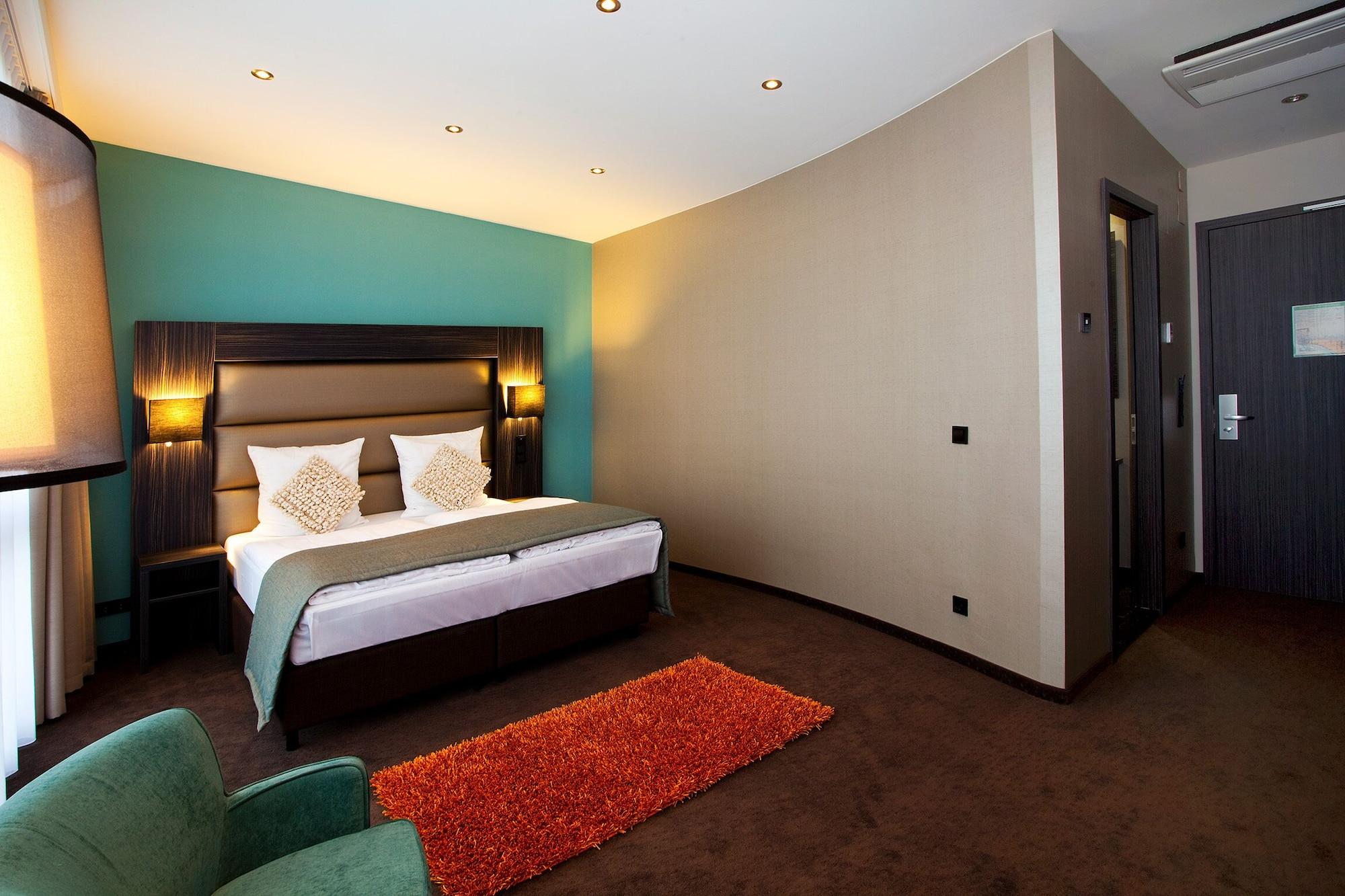 Centro Hotel Ayun Köln Ngoại thất bức ảnh