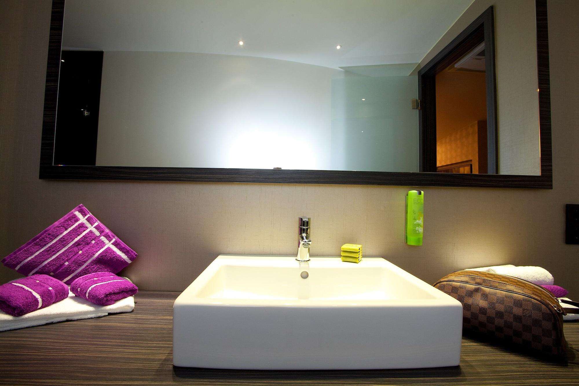 Centro Hotel Ayun Köln Ngoại thất bức ảnh