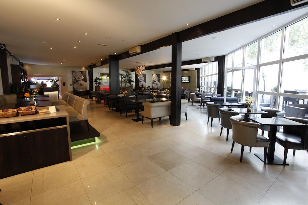 Centro Hotel Ayun Köln Ngoại thất bức ảnh